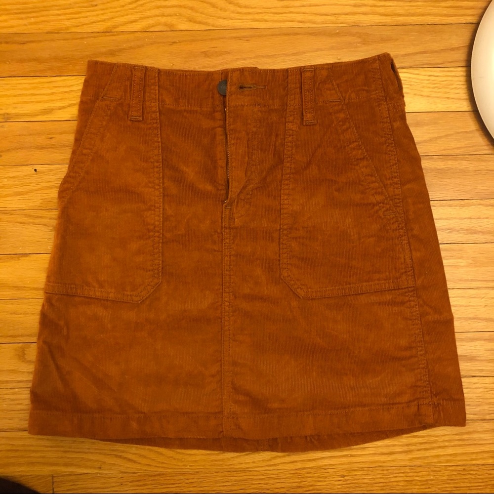 ALMOST ALL under $6 !!! Closet closing 12/28